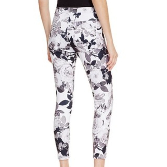 Hue Black White Floral Stretch Luster Twill Skimmer Leggings Size Large - Picture 1 of 5